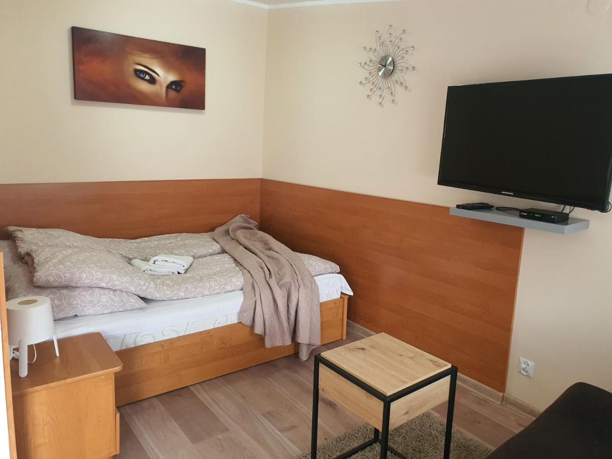 Aparthouse Apartamenty Centrum - In The City Center Near The Train Station Katowice Exterior foto