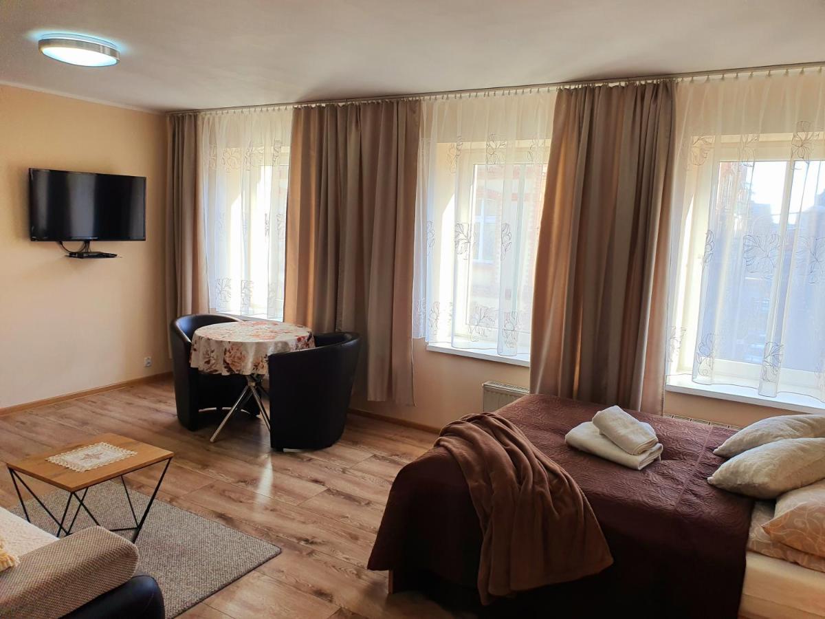 Aparthouse Apartamenty Centrum - In The City Center Near The Train Station Katowice Exterior foto