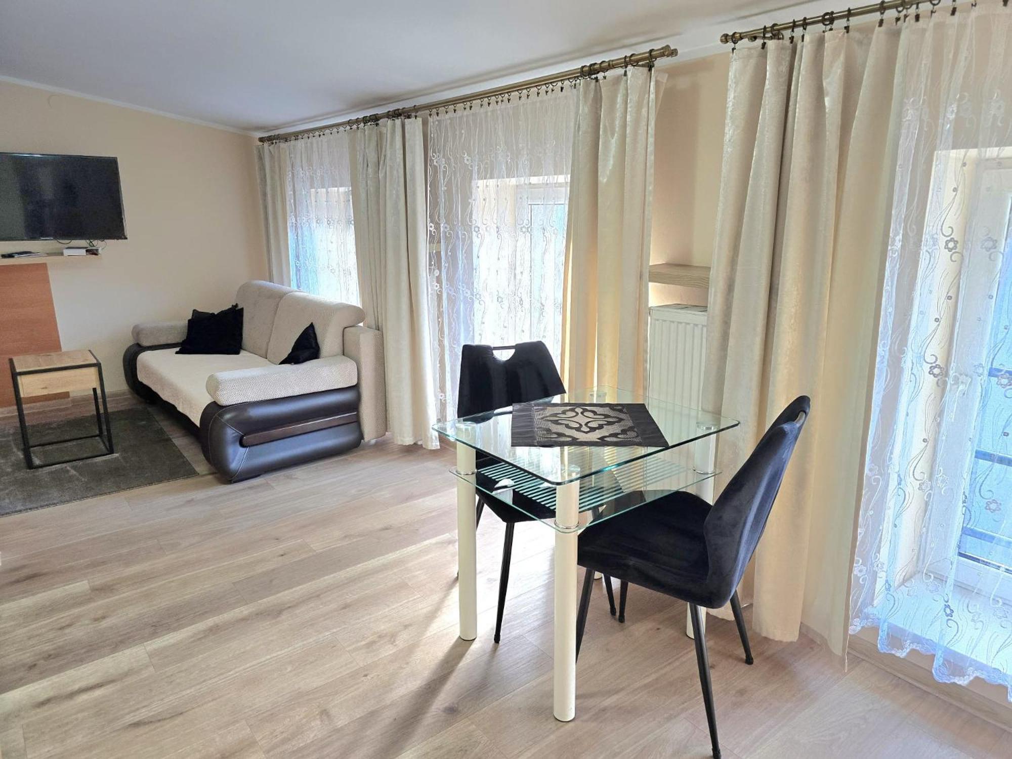 Aparthouse Apartamenty Centrum - In The City Center Near The Train Station Katowice Exterior foto