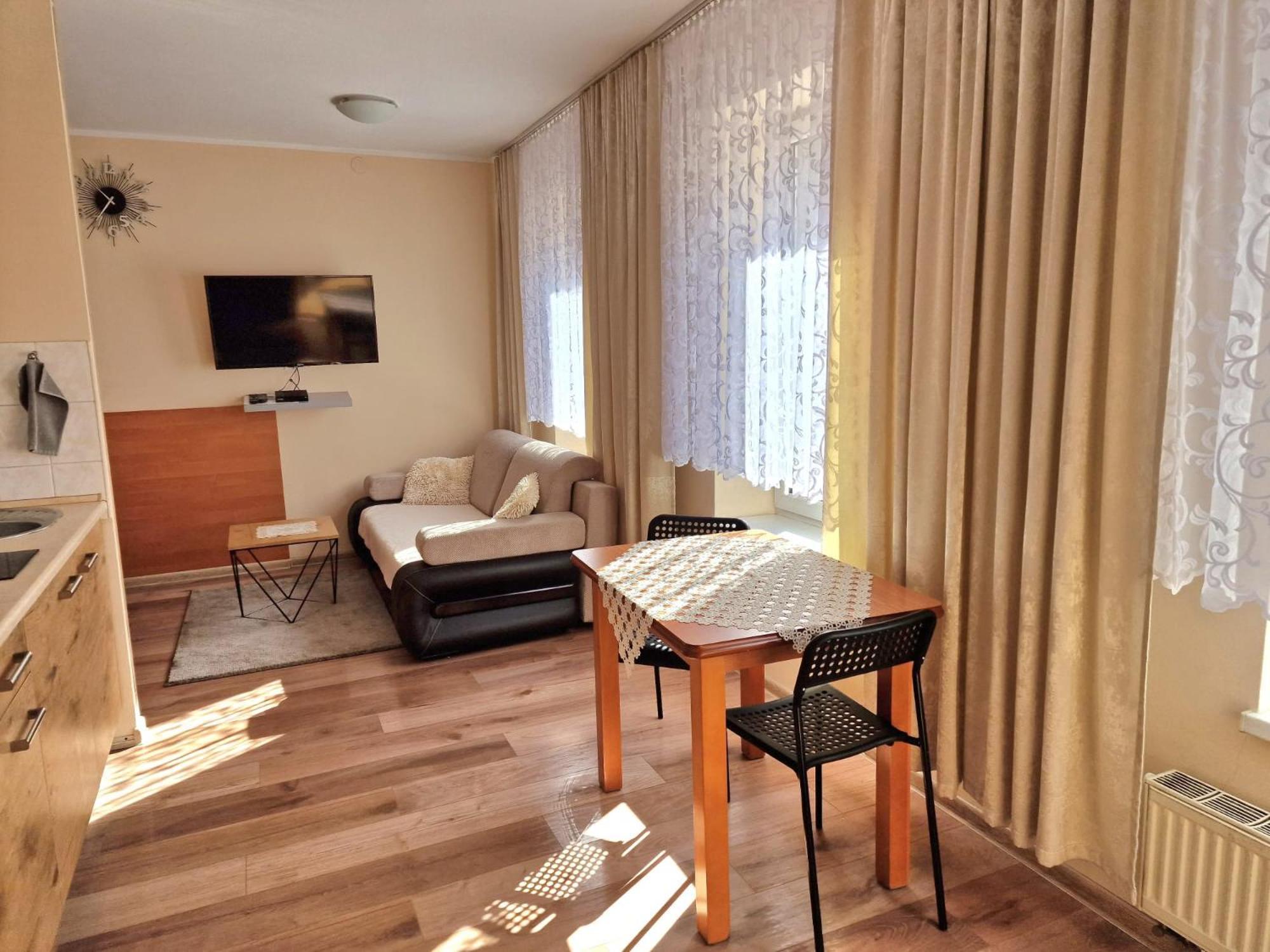 Aparthouse Apartamenty Centrum - In The City Center Near The Train Station Katowice Exterior foto